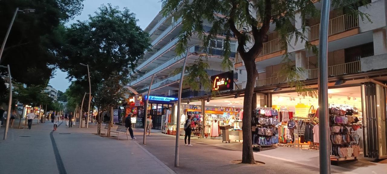 Chez Chantal 3 Chambres Au Centre Touristique De Salou Avec Garage ภายนอก รูปภาพ