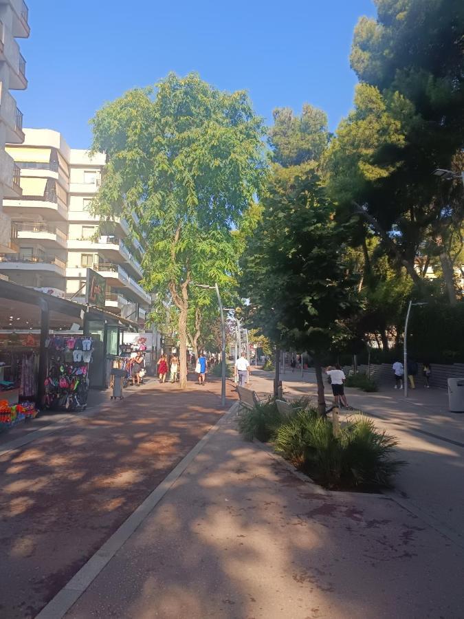 Chez Chantal 3 Chambres Au Centre Touristique De Salou Avec Garage ภายนอก รูปภาพ